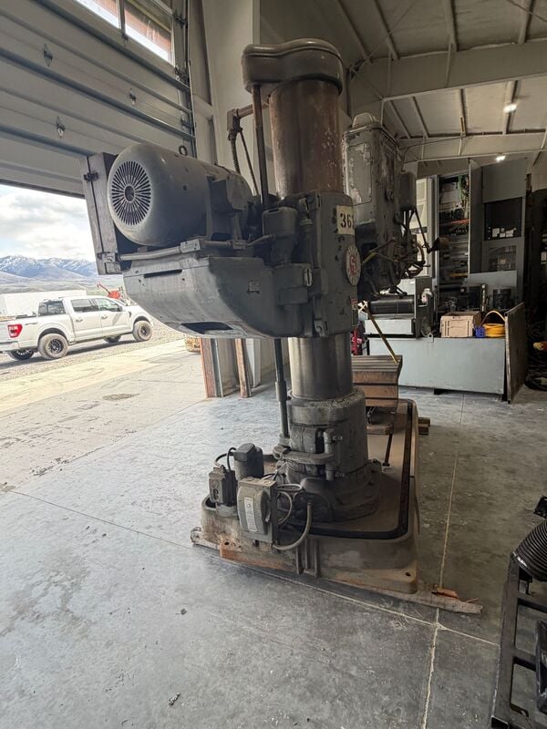Cincinnati radial drill - Image 5