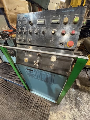 20" x 25" DoAll #TF2025M, Vertical Saw - Image 3