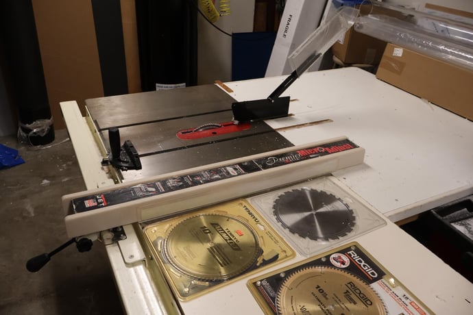 Jet #JTAS-10XL-1, Tilting Arbor Table Saw, 10" blade diameter, 27" x 40" table, 5/8" arbor diameter, 3" depth - Image 3