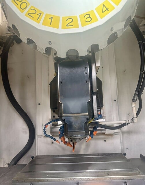 Fanuc #Robodrill-Alpha-D21MIB5-ADV, CNC Vertical Machining Center, 19.7" X, 15.7" Y, 15.7" Z, 24,000 RPM, 21 - Image 5