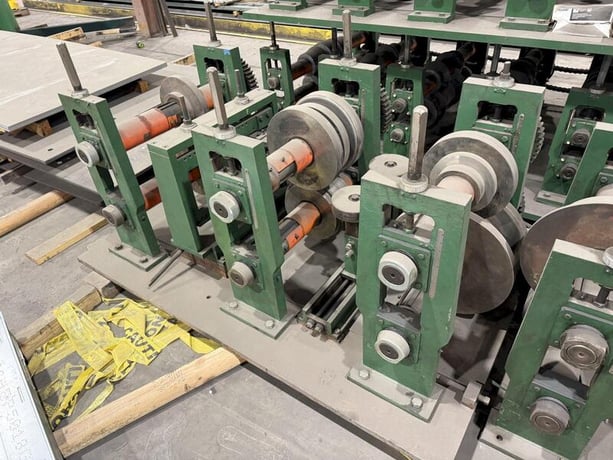 12 Stand, Bradbury, C & Z Purlin Rollforming Line, 3.5" arbor diameter, 26" roll space, 30" horizontal - Image 7
