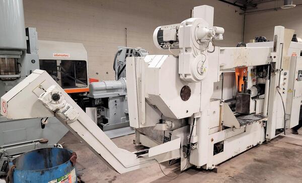 26" x 41" Kasto #HBA-A6X10, fully automatic horizontal band saw, 369" x 2.5" x .006" blade, 2000 - Image 2