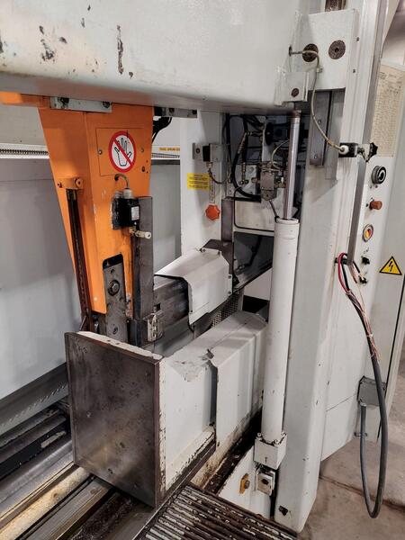 26" x 41" Kasto #HBA-A6X10, fully automatic horizontal band saw, 369" x 2.5" x .006" blade, 2000 - Image 10