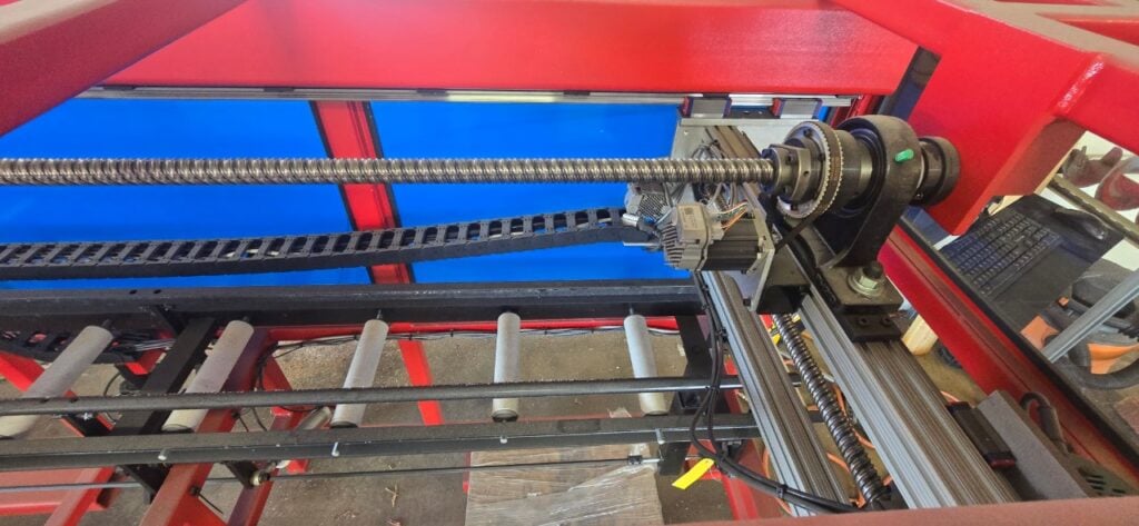 Custom Machine Motioneering #Patriot-3500, CNC single bay vinyl router, less than 100 hours, 2024 - Image 4