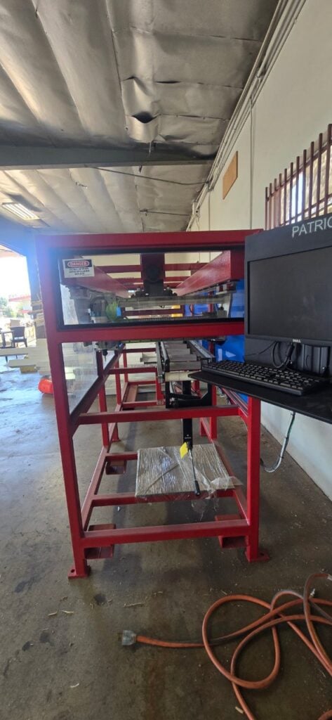 Custom Machine Motioneering #Patriot-3500, CNC single bay vinyl router, less than 100 hours, 2024 - Image 6