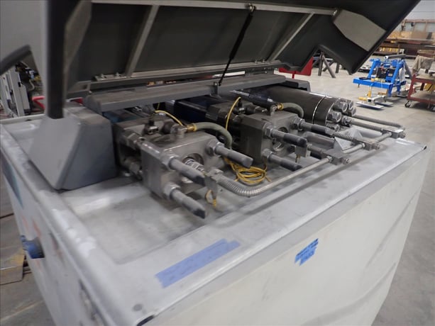 Flow #Mach-500, CNC waterjet, twin head, 16' x 20' table, Hyperjet 87,000 PSI intensifier, Advantech touch - Image 4