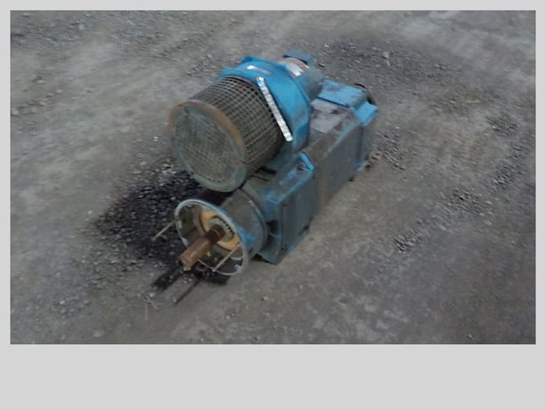 25 HP 1750/1950 RPM Reliance, Frame MC2113ATZ, DPFV, shunt, 500 VA, 300 VF (2 available) - Image 2