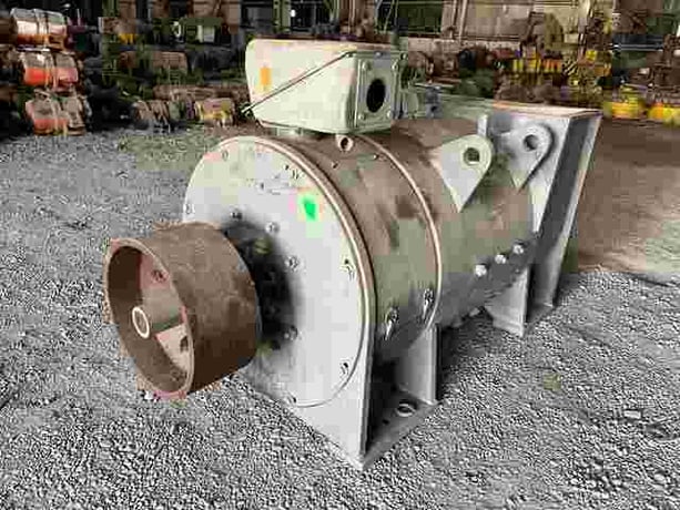 300 HP 400/1900 RPM Hitachi, Frame EFF0, BV, stab shunt, 440 VA, 1986 (3 available) - Image 1