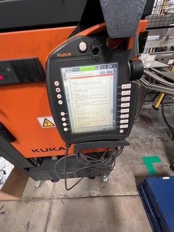 Kuka, KR 30 R 2100, 6-Axis Robot, 30 kg Payload, 82.7" Reach, KRC4 Controller, Teach Pendant, 2018 (2 - Image 2