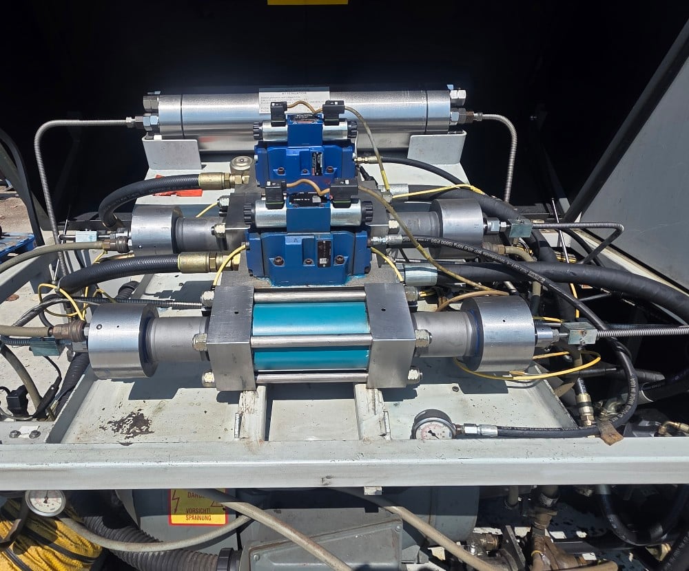 Flow #20XWD-60, Waterjet Intensifier Pump Complete Unit, 60,000 PSI - Image 5