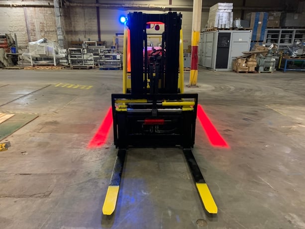 8000 lb. Hyster #S80FT, Forklift w/ Sideshift & Fork Positioning, 174" raised mast, 86" lowered, 4-way valve - Image 8