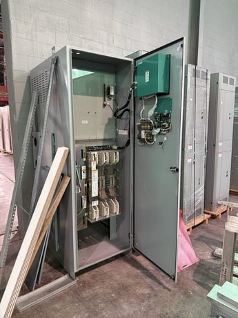 3000 Amp. Cummins Onan #OTPCH-5702788, Automatic Transfer Switch, 480 Volts, 3-pole, PowerCommand digital - Image 2