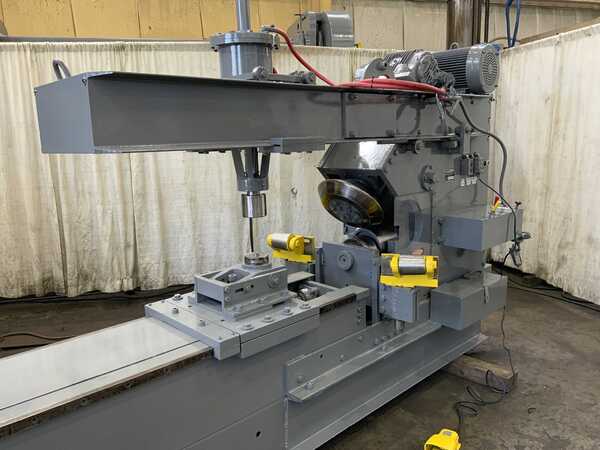 1" Blue Valley #8, flanger, hydraulic adjustment, pneumatic center hold down, side guide rolls, 20 HP - Image 2