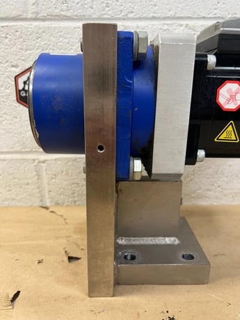 Schneider Electric #iSH100/30025, AC Servo Motor, Wittenstein LPB120 gearbox, 10:1 ratio - Image 5