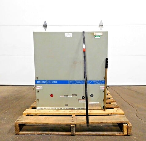 1200 Amps, General Electric #VB-7.2-500-3, power vac vacuum circuit break, 8.25 KV, 33 KA, 95 KV BIL, 125 - Image 1