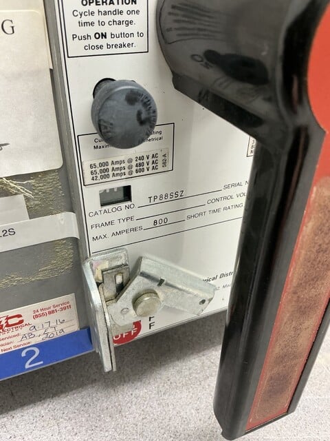 800 Amps, General Electric #TP88SSZ, Power Break Circuit Breaker, 3 Pole, 600 VAC, RMS-9 Micro Versa Trip - Image 2
