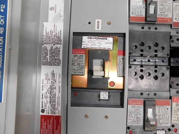 600 Amp. General Electric, Spectra Series panelboard, 480Y/277 Volts, 3 phase, 4 W., 600 Amp. main breaker - Image 5