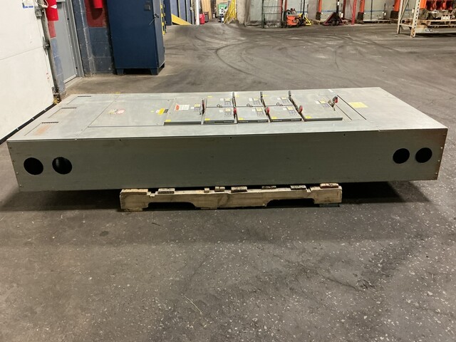 800 Amp. Square D, 44-13839-10, QMB panelboard, 480 Volts, 3 phase, 3 W., (2) 200 Amp. main disconnect - Image 9