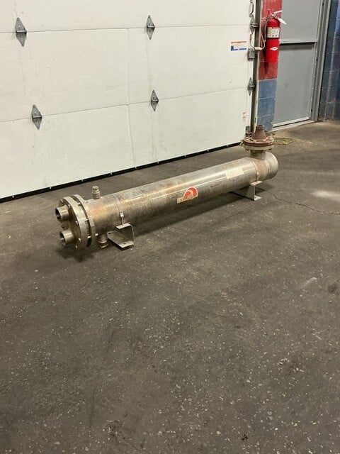 150 PSIG. shell, 150 PSIG. tube, Enerquip, 304 Stainless Steel shell & tube heat exchanger, 375&deg;F, -20&deg;F - Image 3