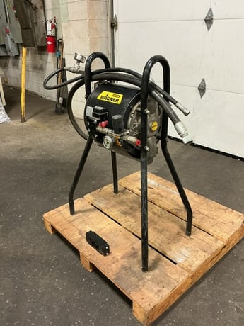 Wagner #Unica-4-270, medium pressure double diaphragm pump, 4.5:1 ratio, 270 centers delivery, 392 PSI. - Image 4