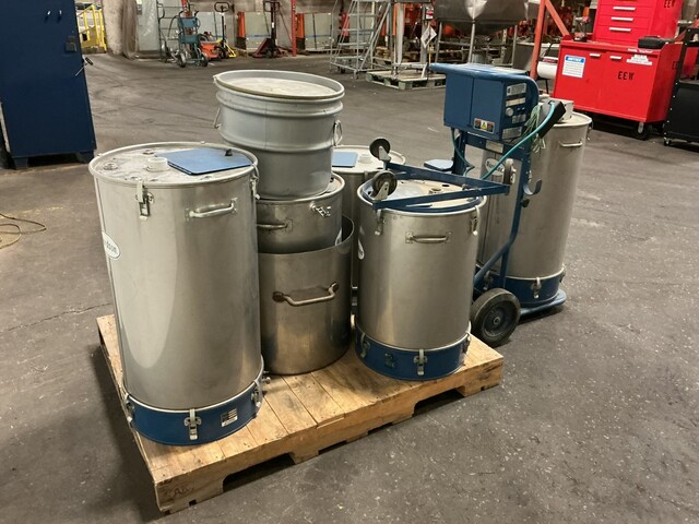 Nordson #288812D, Sure Coat manual gun control unit, 85-250 VAC, 50-60 Hz., 1 Ph., 2 A., w/ (7) extra metal - Image 6