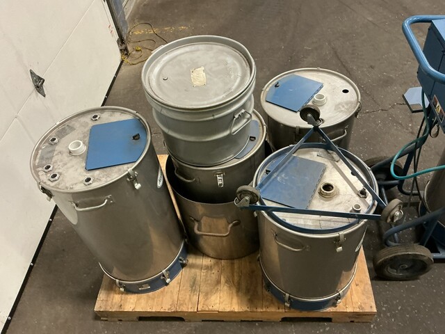 Nordson #288812D, Sure Coat manual gun control unit, 85-250 VAC, 50-60 Hz., 1 Ph., 2 A., w/ (7) extra metal - Image 7