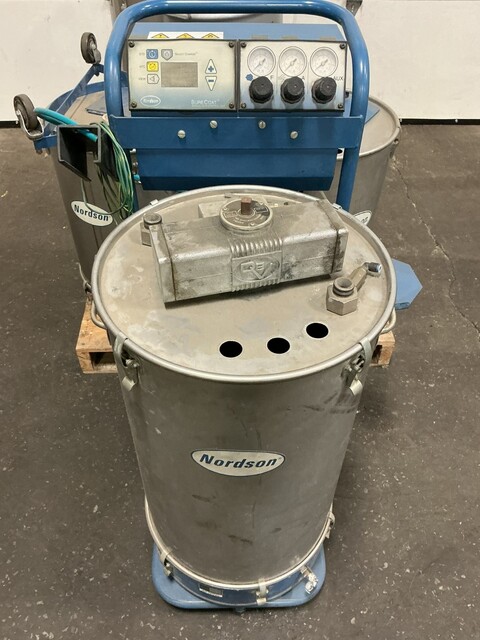 Nordson #288812D, Sure Coat manual gun control unit, 85-250 VAC, 50-60 Hz., 1 Ph., 2 A., w/ (7) extra metal - Image 8