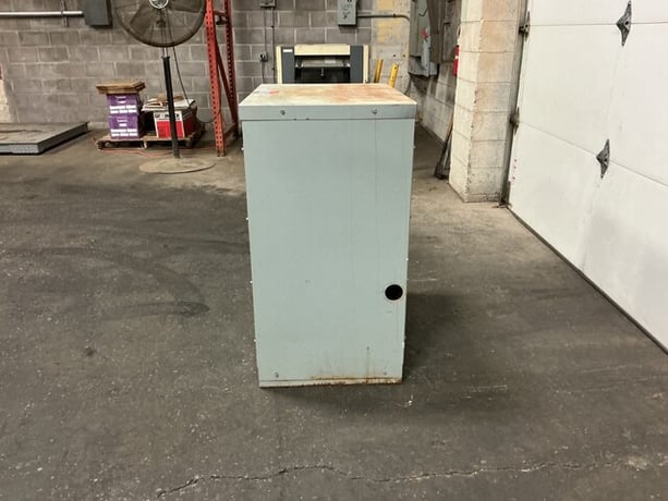 112.5 KVA 480 Primary, 208/120 Secondary, General Electric #9T23B3875, Transformer, 3 Phase, 60 Hz. - Image 4