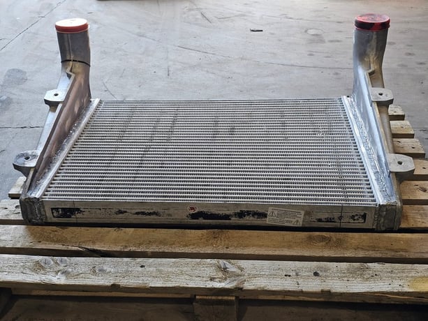 Caterpillar #320-0214, Air Aftercooler, (2 available) - Image 3