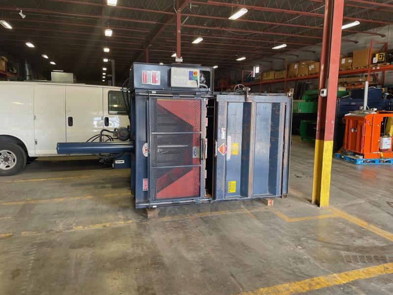 60" x 30" x 49" JV #VB-60B, Vertical Baler, 29.7 ton platen force, 1000 lb. max. bale, 52" load height, 44" - Image 3