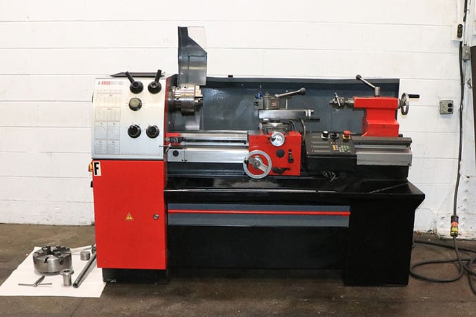 15" x 40" Emco #EM15D, Engine lathe, Vari-Speed, In/mm thread, digital read out, 4-Jaw, Toolpost, 7 HP - Image 2