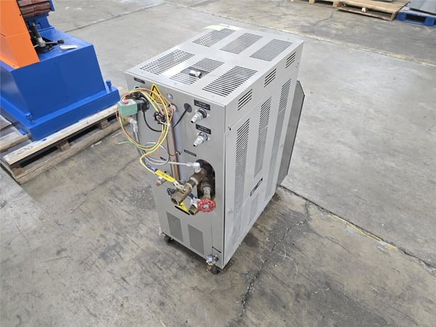 18 KW Sterling #MOT-ADV-200, Single-Zone Water Temperature Control Unit, 150 PSI, 2 HP Pump, 480 V., 2020 - Image 7