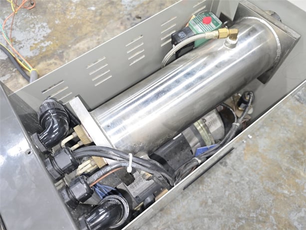 9 KW Sterling #M75, Water Temperature Control Unit, 150 PSI, 0.75 HP Pump, 480 V., 2022 - Image 6