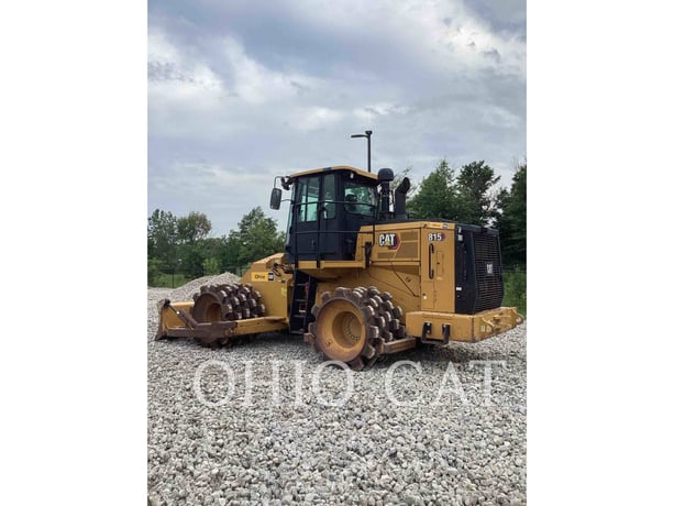 Caterpillar 815 11B, Compactor, 4311 hours, S/N: J5T00196, 2023 - Image 4