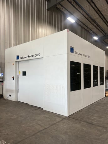 TRUMPF TruLaser-5020, Robotic Laser Welding Cell, 1143 laser hours, 340 robot hours, 2014 - Image 8