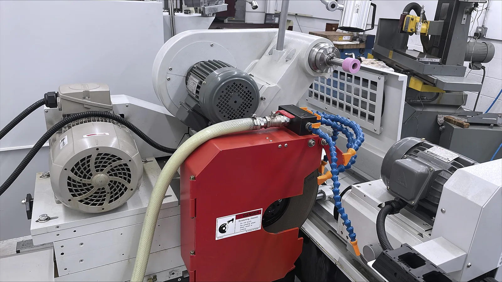10" x 20" Supertec #G25P-50H, Cylindrical Grinder, 10" max. grinding diameter, 12-2/5" max. chucking length - Image 5