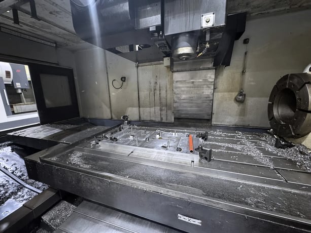 Daewoo Doosan #MV-8035, CNC Vertical Machining Center, 78.7" X, 37.7" Y, 31.4" Z, 94.5" x 35.4" table, 40 HP - Image 9