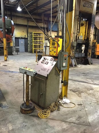 300 Ton, USI Clearing #S4-300-144-72, 4-Point Eccentric Geared Mechanical Stamping Press, 12" Stroke, 34" - Image 4