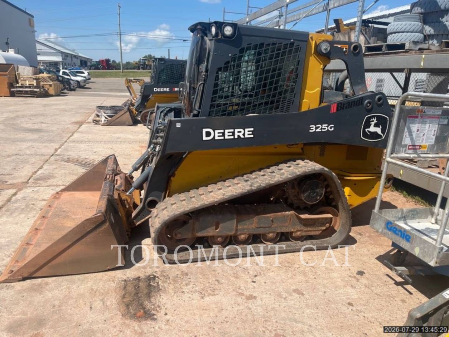 Deere & Co 325G, 1823 hours, S/N: 1T0325GKCPJ437451, 2023 - Image 3