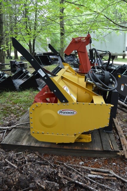 Wacker Neuson, 84" heavy duty high flow Snow Blower Material No. 5100013939 - Image 7