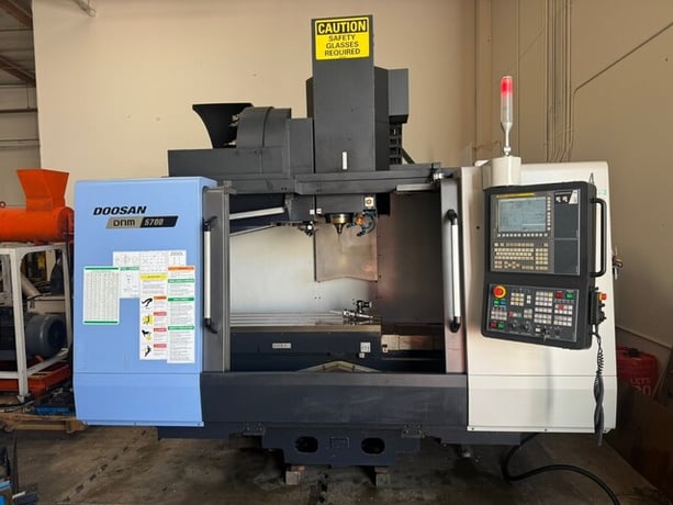 Daewoo Doosan #DNM-5700, 3-Axis CNC Vertical Machining Center, 41" X, 22" Y, 20" Z, 12000 RPM, CAT 40, 30 - Image 3