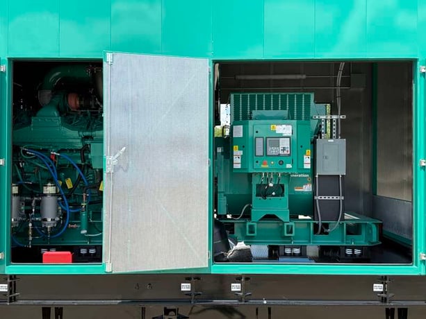 2500 KW Cummins #DQKAN, diesel generator set, 277/480 Volts, 3640 HP @ 1800 RPM, QSK60-G19 NR2 engine, EPA - Image 6