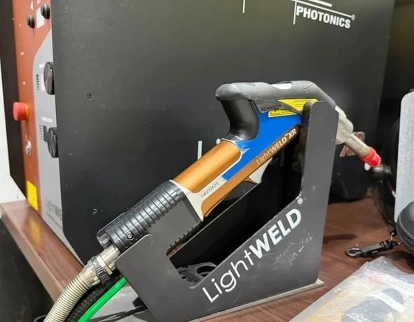 IPG #LightWELD-1500XR-5m, Handheld Laser Welding System, 1500 watt, .229" penetration, 2 emission hours, 2023 - Image 2