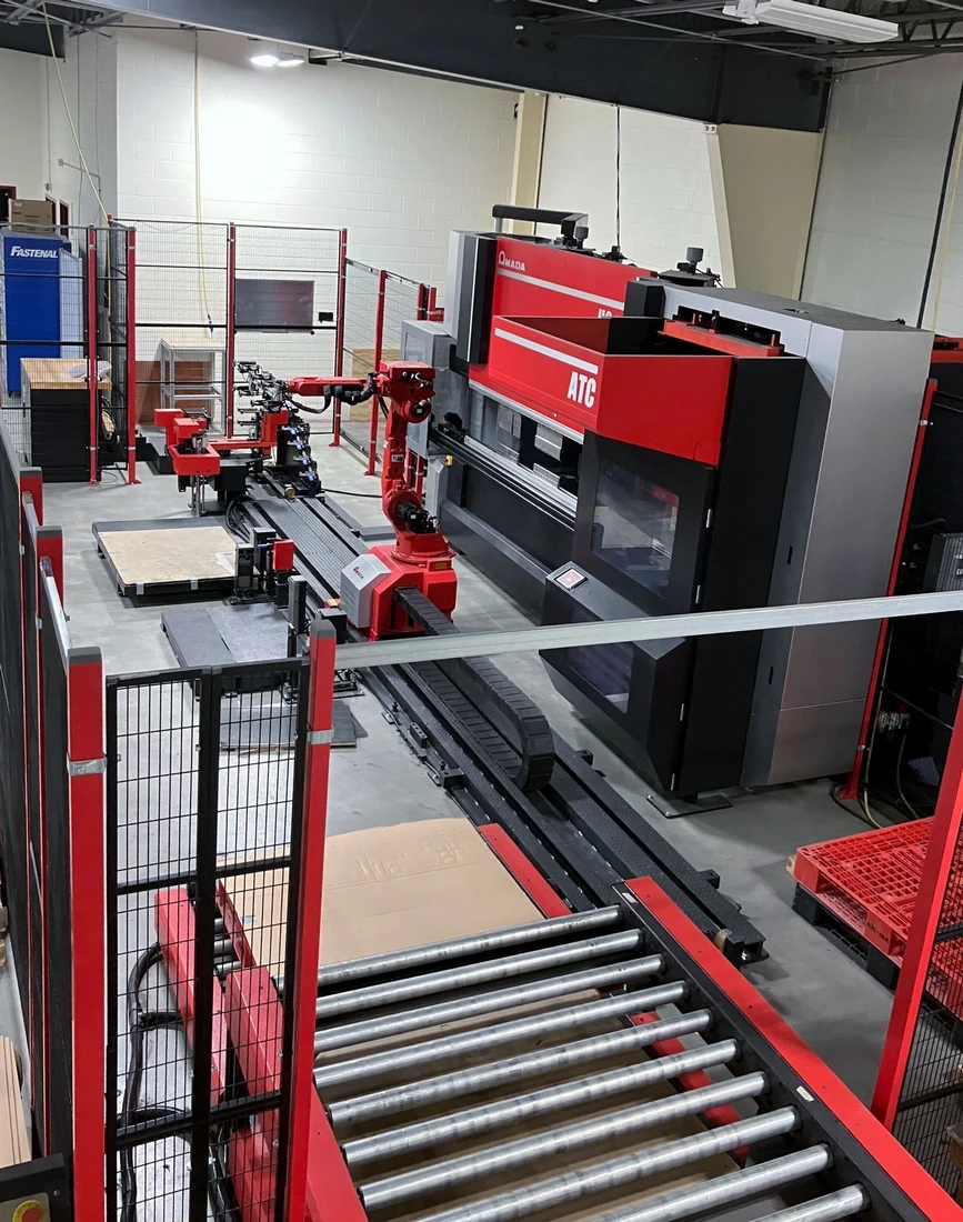 100 Ton, Amada #HG1003ARS, CNC Press Brake, 10' bed length, 106.3" between housing, 9.8" stroke, 1.7' throat - Image 3