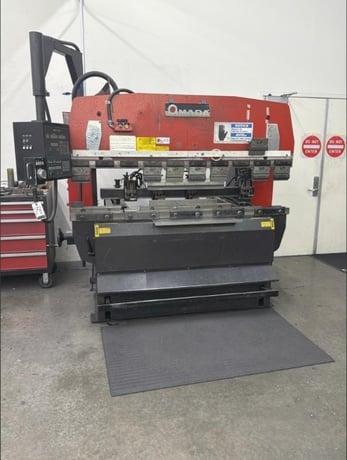 55 Ton, Amada #RG-50, CNC press brake, 6.8'OA, 59.84" between housing, 3.9" stroke, 15.75" throat, 14.57" - Image 1