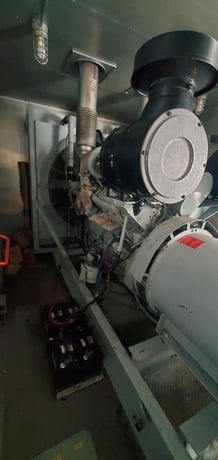 800 KW Spectrum, standby diesel generator set, 277/480 Volts, 3-phase, 1232 HP Detroit Diesel 16V92 engine - Image 7