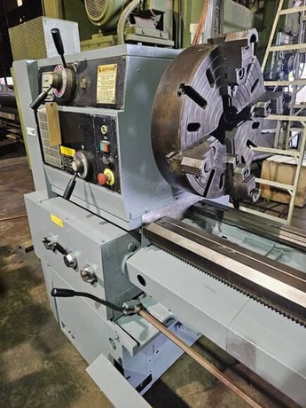 28.5" x 120" Summit #28X120B, Engine Lathe, 19-5/8" socs, 36.5" swing in gap, 64" thread, 15 HP, 16-1250 RPM - Image 3
