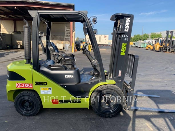 Clark S35D, Forklift, 281 hours, S/N: S232D070712004, 2024 - Image 3