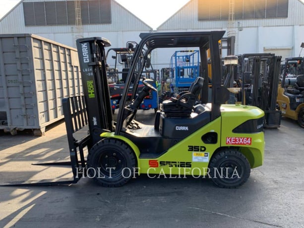Clark S35D, Forklift, 281 hours, S/N: S232D070712004, 2024 - Image 4