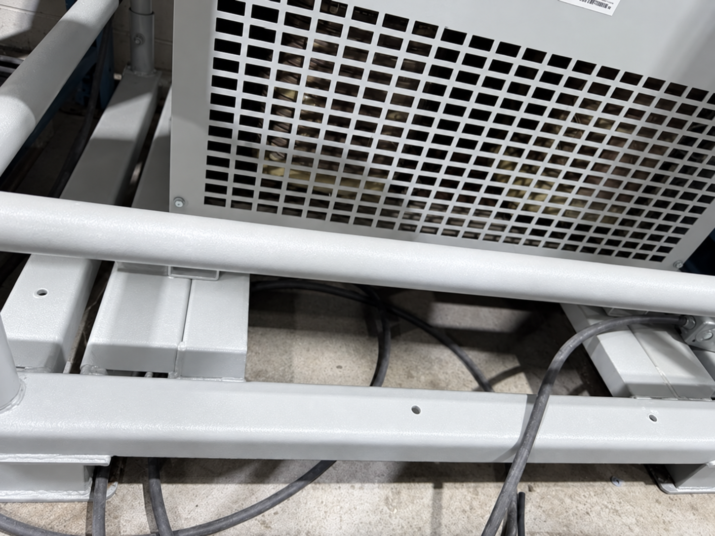 150 KVA Power Distribution Unit (PDU), 600 Delta Volts to 208Y/120 Volts, Camlock Connections, Digital - Image 4